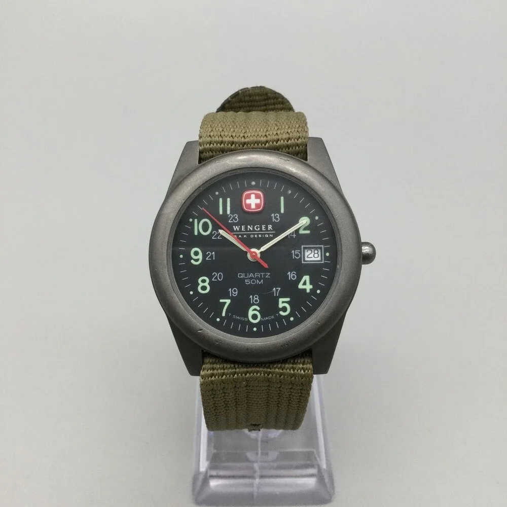 Wenger SAK Design Mens Watch 37mm Black Dial Green Nylon Date Swiss New Battery